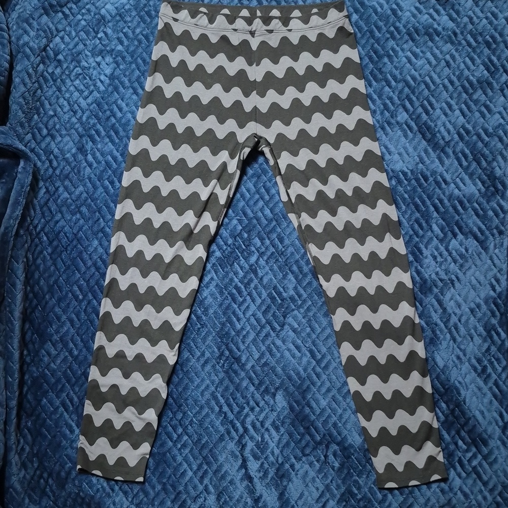 Merimekko X Uniqlo Heattech Extra Warm Grey/Black Lokki Leggings, Size Large - Picture 4 of 10